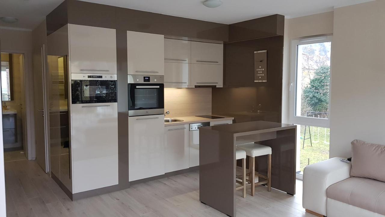 Kriszta Residence Balatonalmádi Exteriör bild
